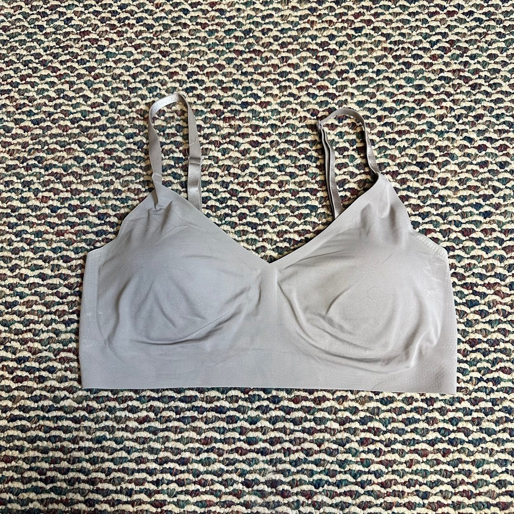 TRUE & CO. True Body Triangle Convertible Bralette Bra Gray Sz L Light Support